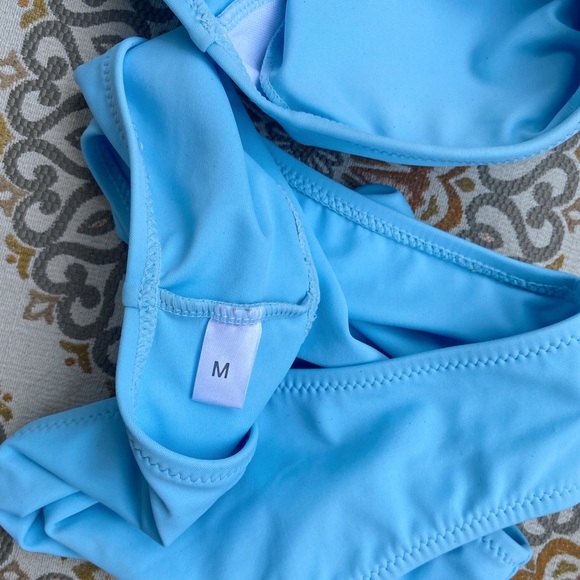 Blue One-Shoulder Bikini Set / Size Medium - Picture 4 of 4